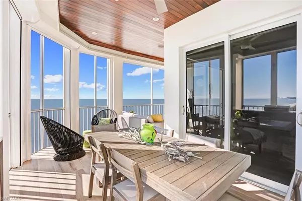 Bonita Springs, FL 34134,255 Barefoot Beach BLVD #4