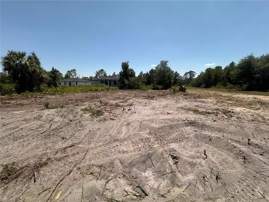 Lehigh Acres, FL 33971,3421 59th ST W