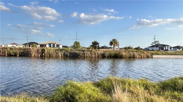 Cape Coral, FL 33993,4102 NW 39th LN