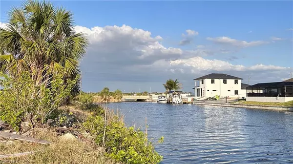 Cape Coral, FL 33993,4102 NW 39th LN