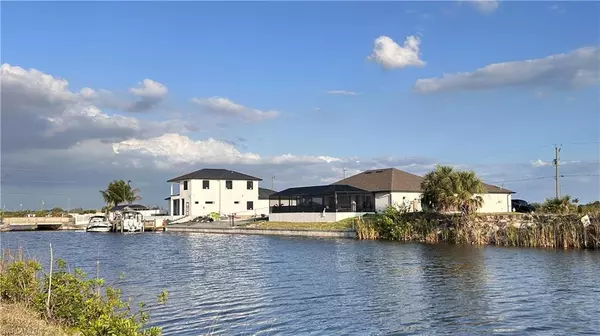Cape Coral, FL 33993,4102 NW 39th LN