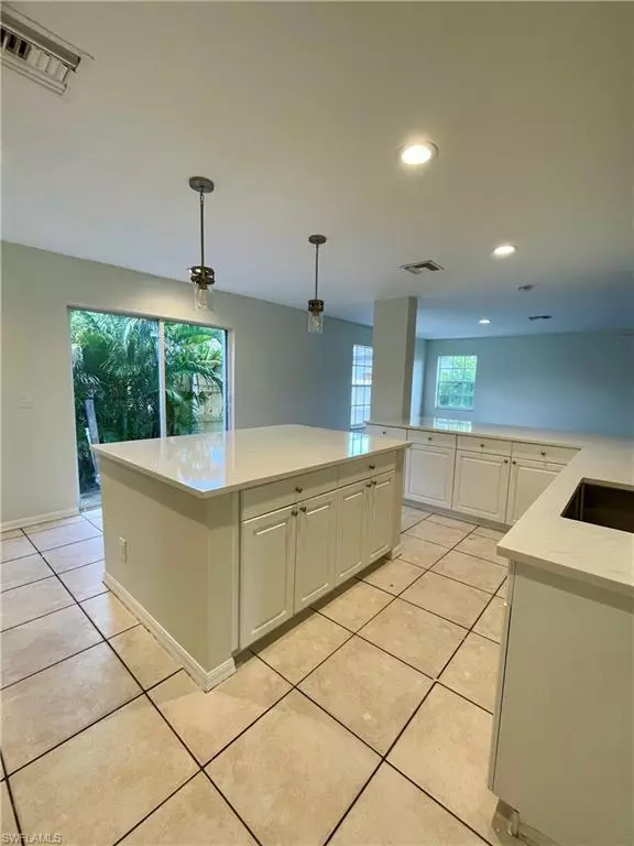 Bonita Springs, FL 34135,10650 Ragsdale ST