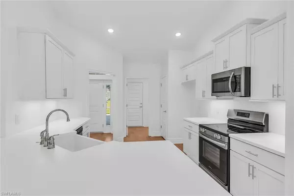 Punta Gorda, FL 33983,27471 Deep Creek BLVD