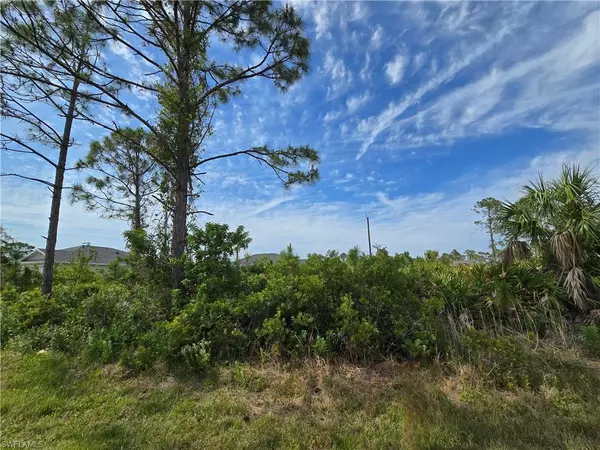 Port Charlotte, FL 33981,12136 Gordon AVE