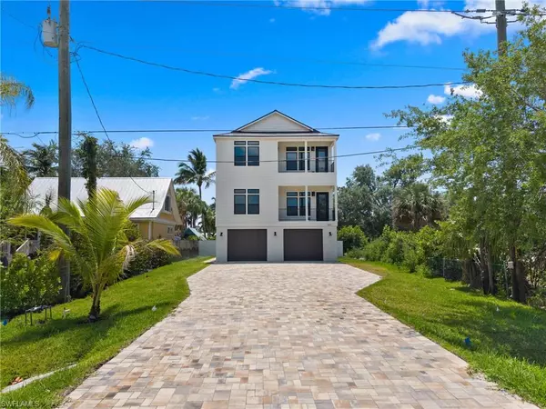 Bonita Springs, FL 34134,4451 Tarpon AVE