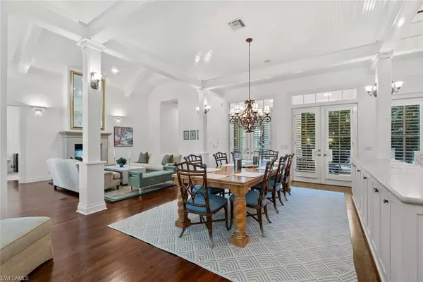Naples, FL 34102,1551 Gulf Shore BLVD S