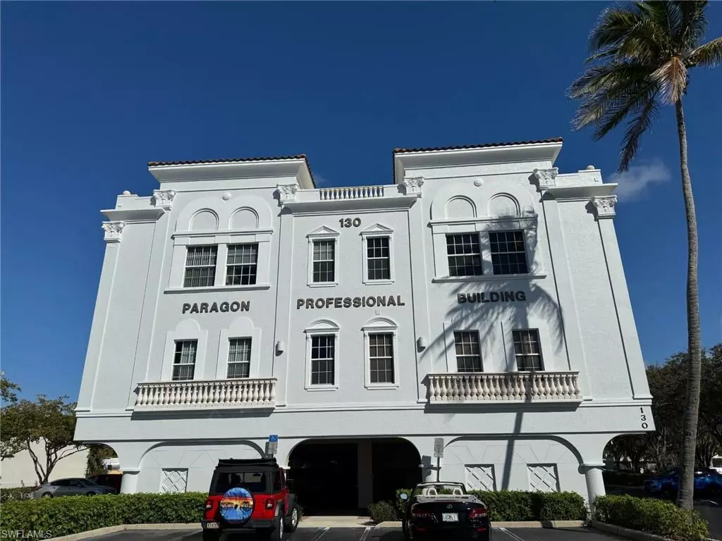 Naples, FL 34102,130 Tamiami TRL N #210
