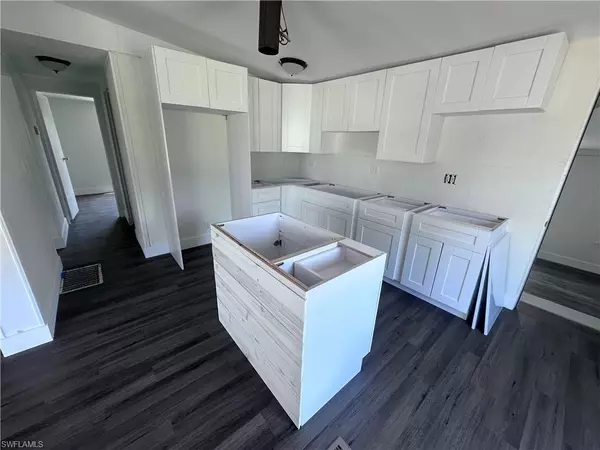 Punta Gorda, FL 33955,15521 Sunkist DR