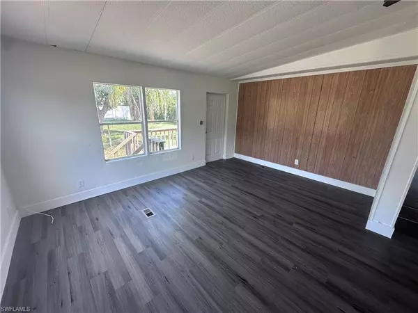 Punta Gorda, FL 33955,15521 Sunkist DR