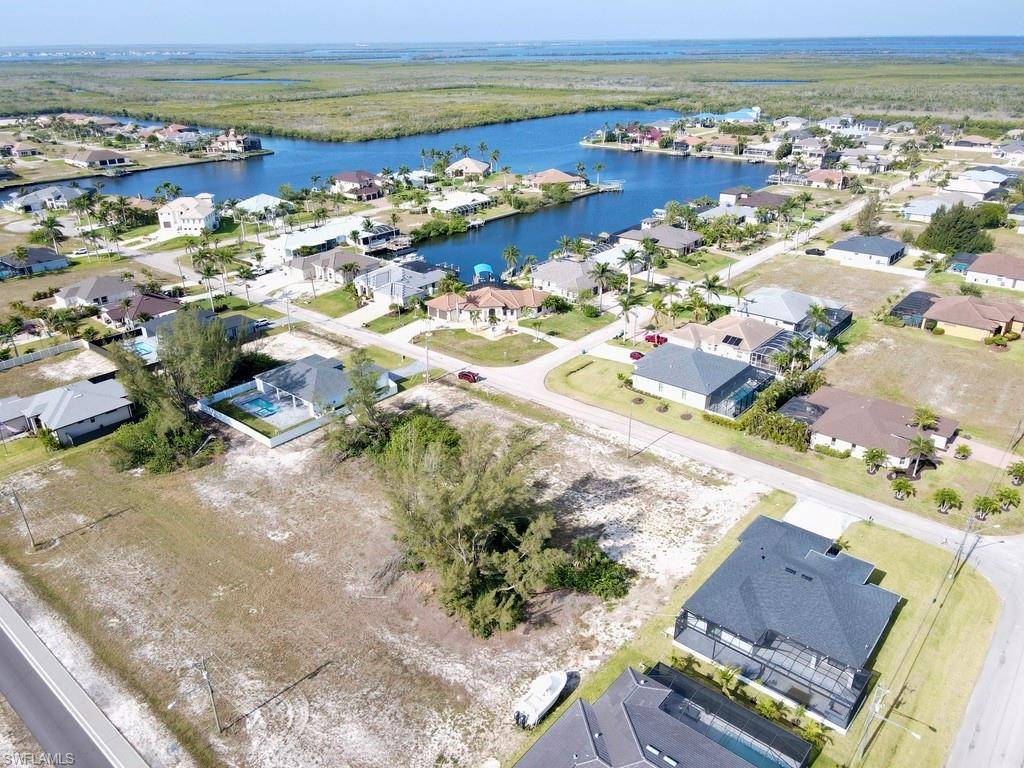 Cape Coral, FL 33993,1119 NW 40th PL