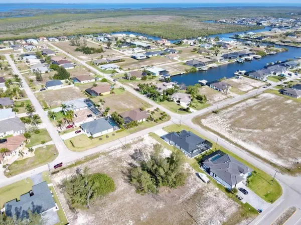Cape Coral, FL 33993,1119 NW 40th PL