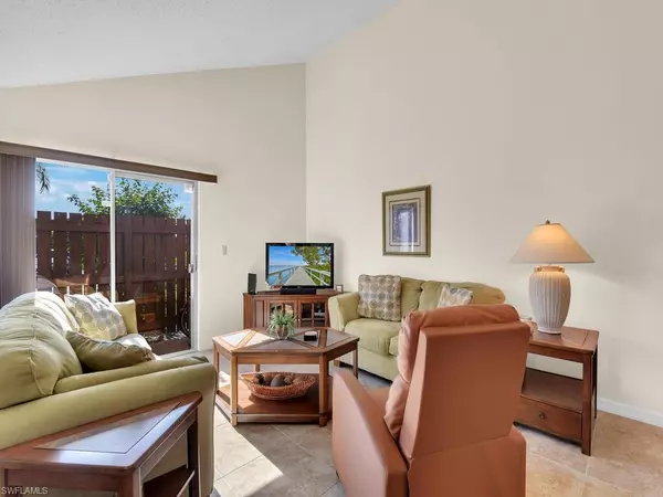 North Fort Myers, FL 33917,5672 Foxlake DR