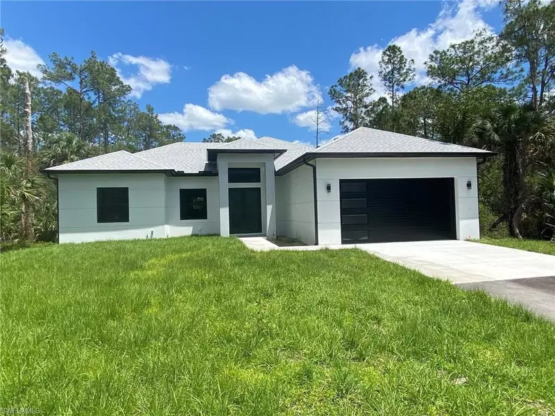 1918 Blue Sage DR, Naples, FL 34117