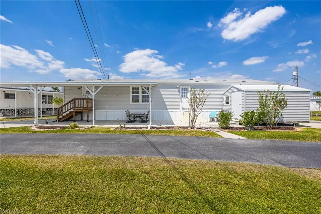 Fort Myers, FL 33905,5558 Palm Beach BLVD #249