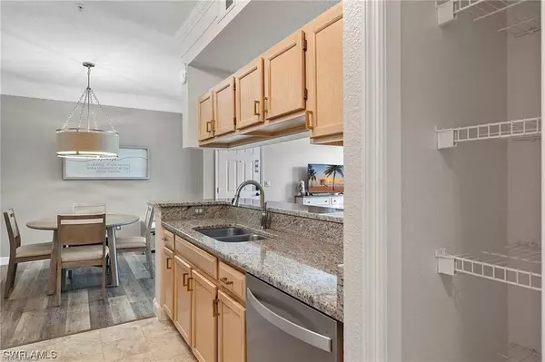 Fort Myers, FL 33913,11541 Villa Grand #817