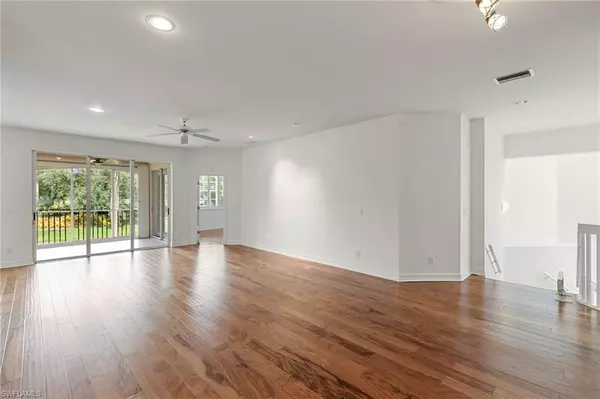 Bonita Springs, FL 34134,25051 Banbridge CT #202