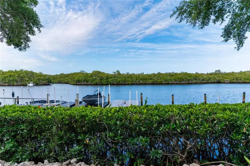 Naples, FL 34114,242 Newport DR #504