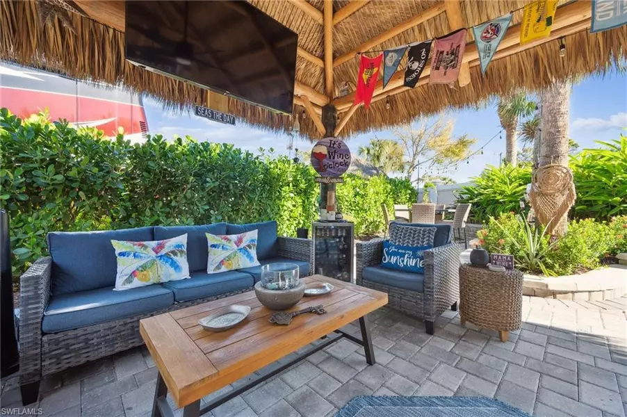 13575 Snook CIR, Naples, FL 34114