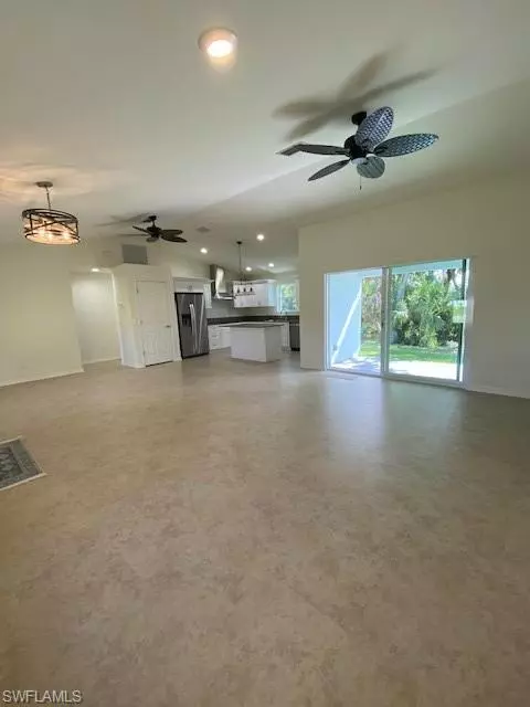 Naples, FL 34114,200 Cays DR