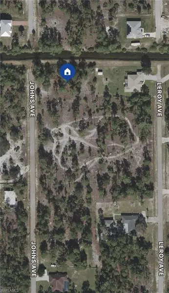 326 Johns AVE, Lehigh Acres, FL 33936