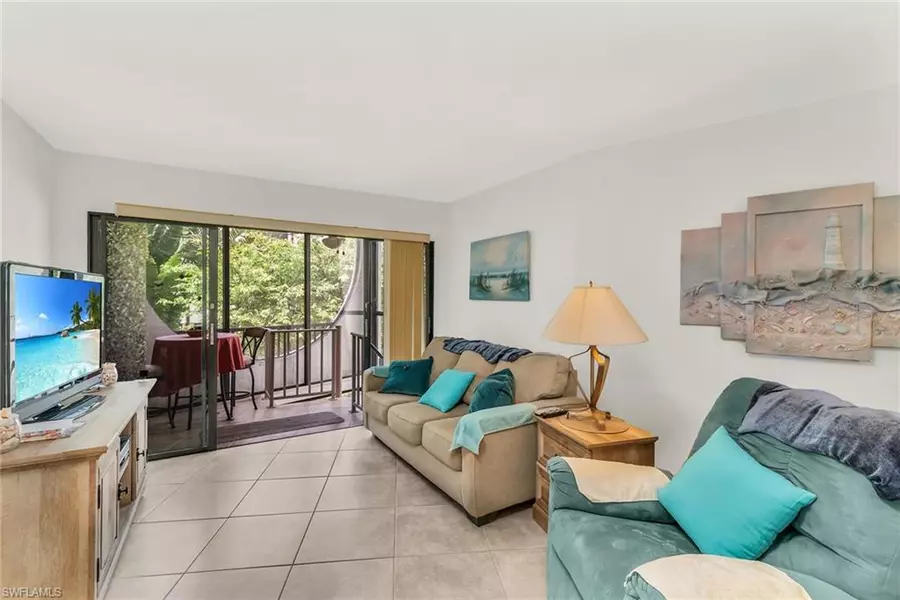 1011 Anglers CV #H205, Marco Island, FL 34145