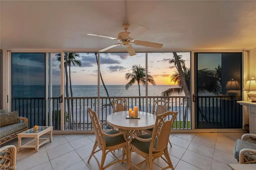 Naples, FL 34102,1275 Gulf Shore BLVD N #301