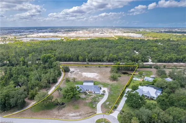Fort Myers, FL 33912,15971 Triple Crown CT