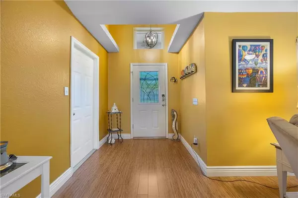Naples, FL 34120,980 Murcott DR