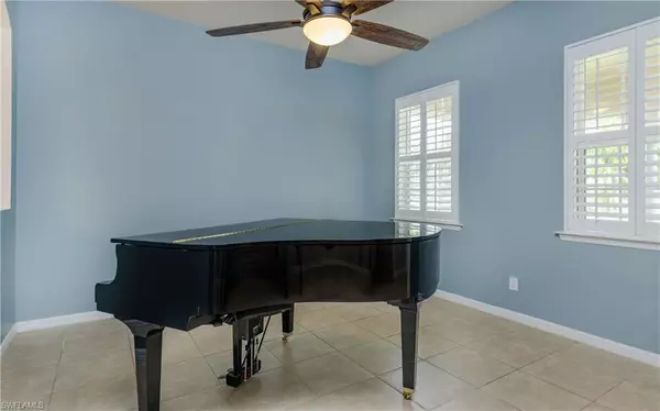 North Fort Myers, FL 33903,12800 Olde Banyon BLVD