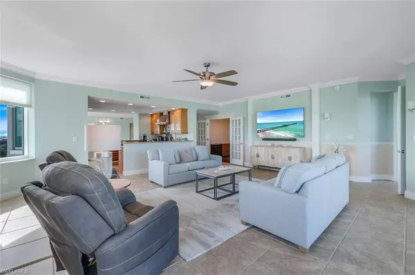 Naples, FL 34110,275 Indies WAY #706