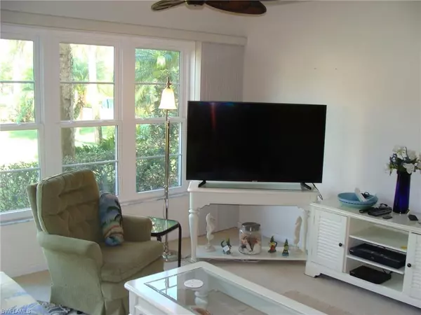 Naples, FL 34112,4070 Looking Glass LN #3101