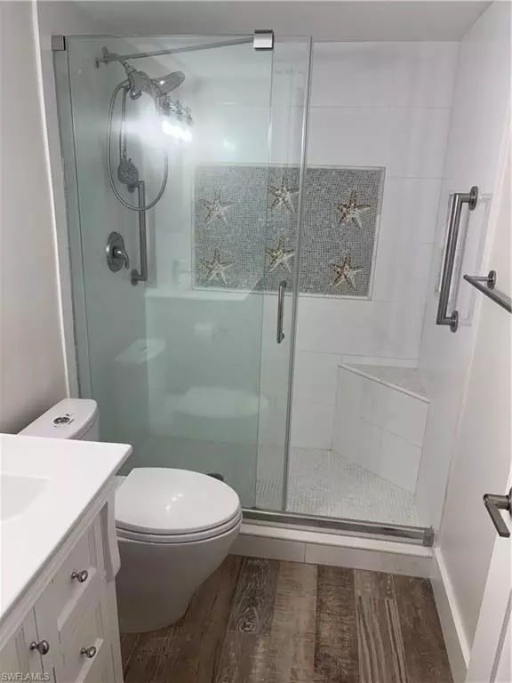 Naples, FL 34102,646 12th AVE S #646