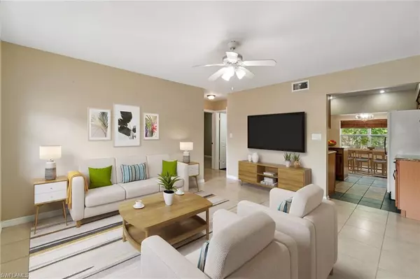 853 95th AVE N, Naples, FL 34108