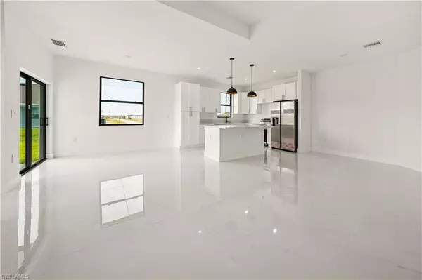 Cape Coral, FL 33993,4521 NW 34th ST