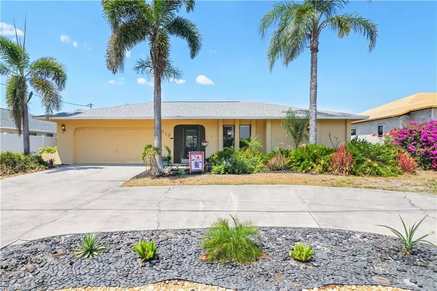 713 SW 39th TER, Cape Coral, FL 33914