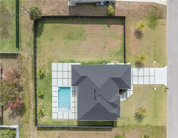 Cape Coral, FL 33991,833 SW 16th TER