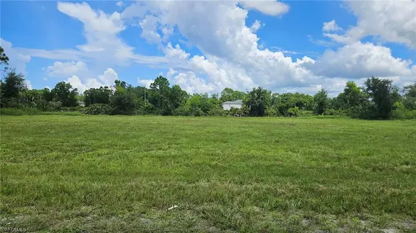 3811 NW 44th TER, Cape Coral, FL 33993