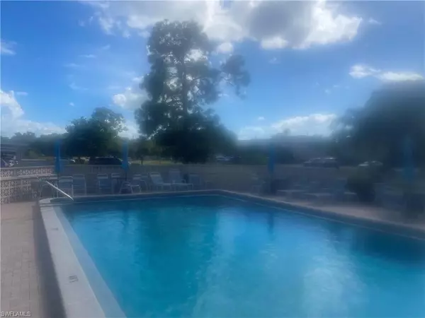 Naples, FL 34112,123 Palm DR #2862