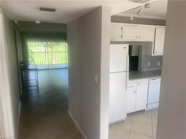 Naples, FL 34112,123 Palm DR #2862