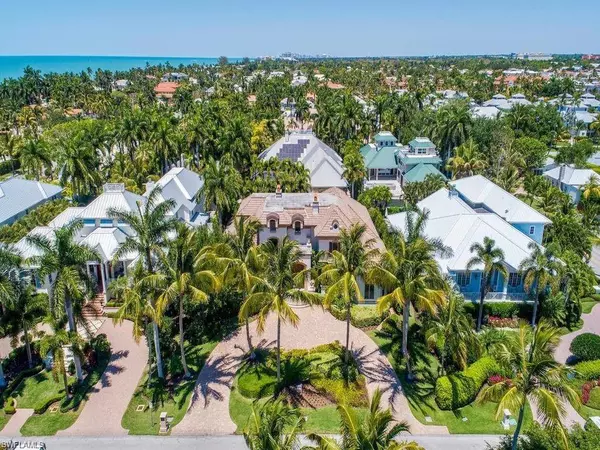 Naples, FL 34102,Address not disclosed