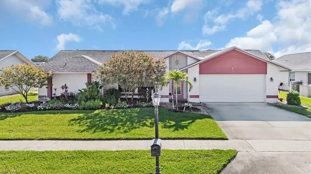 Naples, FL 34109,10620 Regent CIR