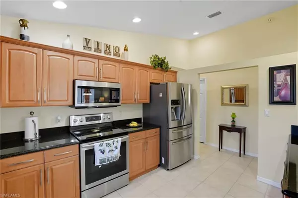 Naples, FL 34112,841 Charlemagne BLVD