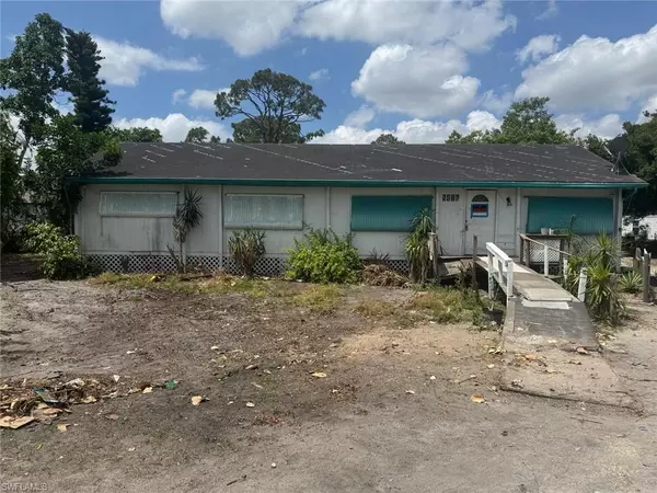 8416 Tolles DR, North Fort Myers, FL 33917