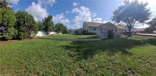 Cape Coral, FL 33909,1209 Diplomat PKWY E #1