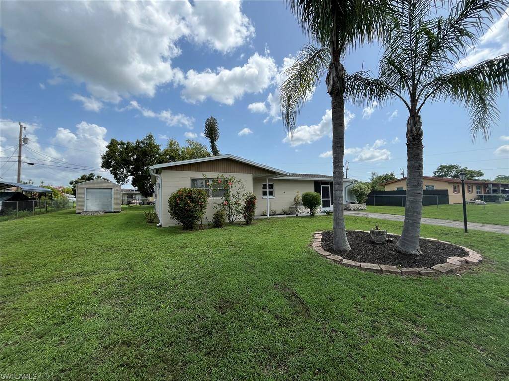 Lehigh Acres, FL 33936,508 Wyoming RD
