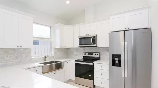 Naples, FL 34108,835 106th AVE N