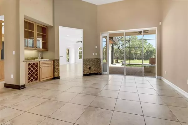 Naples, FL 34110,415 Saddlebrook LN
