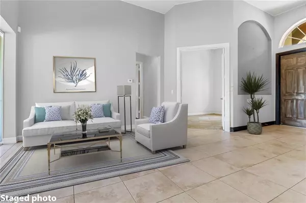 Naples, FL 34110,415 Saddlebrook LN