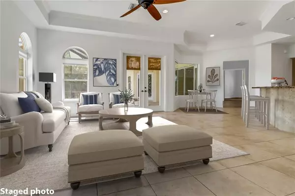 Naples, FL 34110,415 Saddlebrook LN