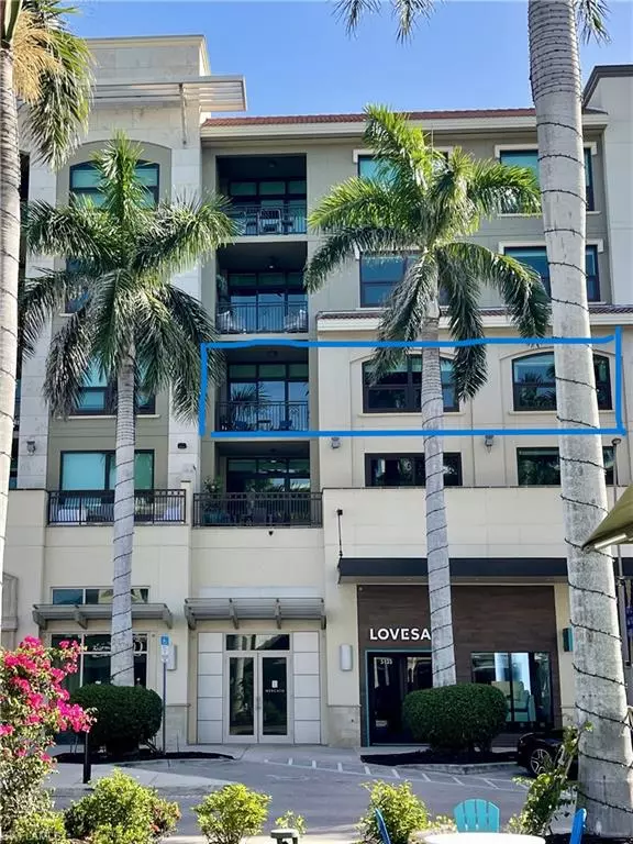 Naples, FL 34108,9115 Strada PL #5306